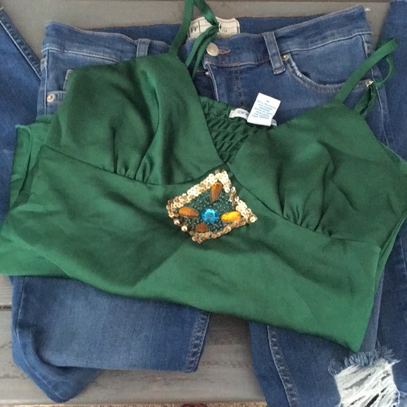 Emerald green embellished top - Picture 3 of 4